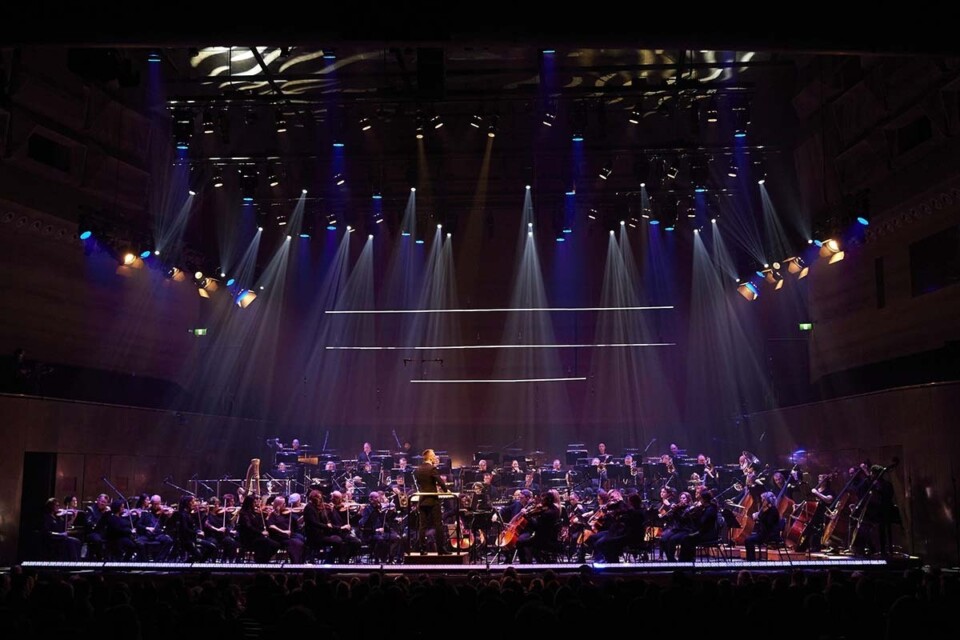 2023 hans zimmer concert 1 1200x800