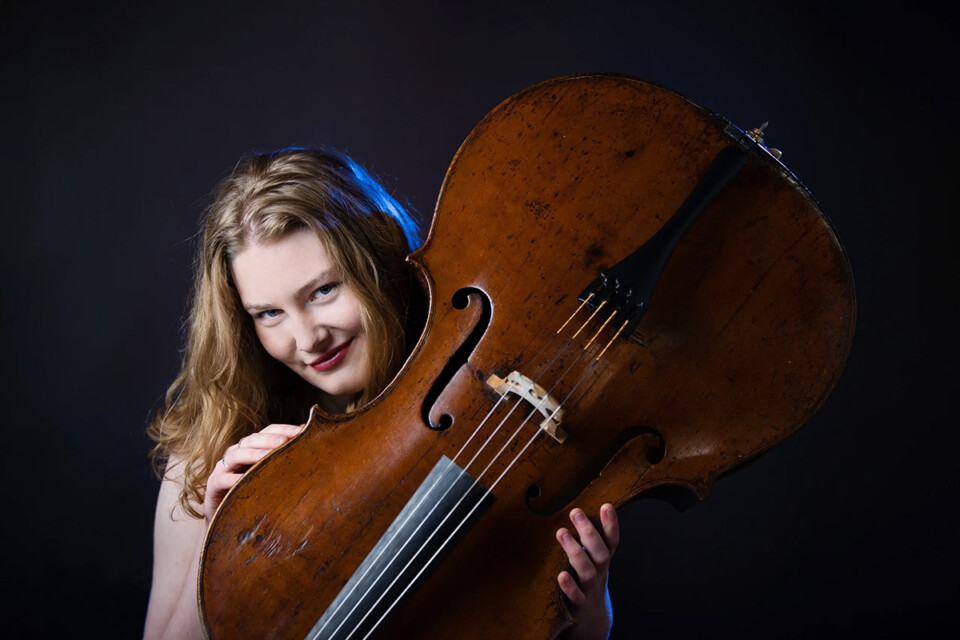 Charlotte miles 1200x800