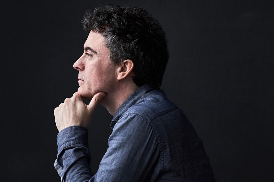 Paul lewis 1200x800