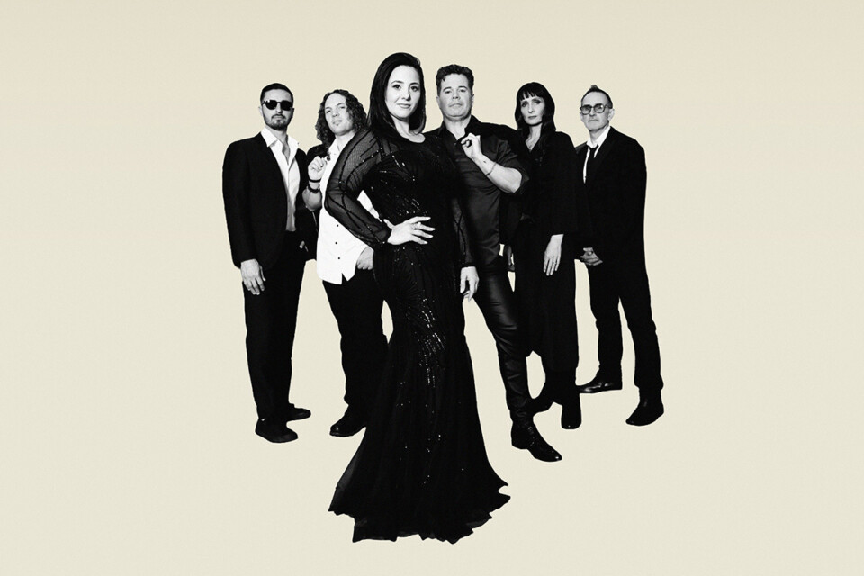 2027 Fleetwood Mac Orchestrated 1200x800