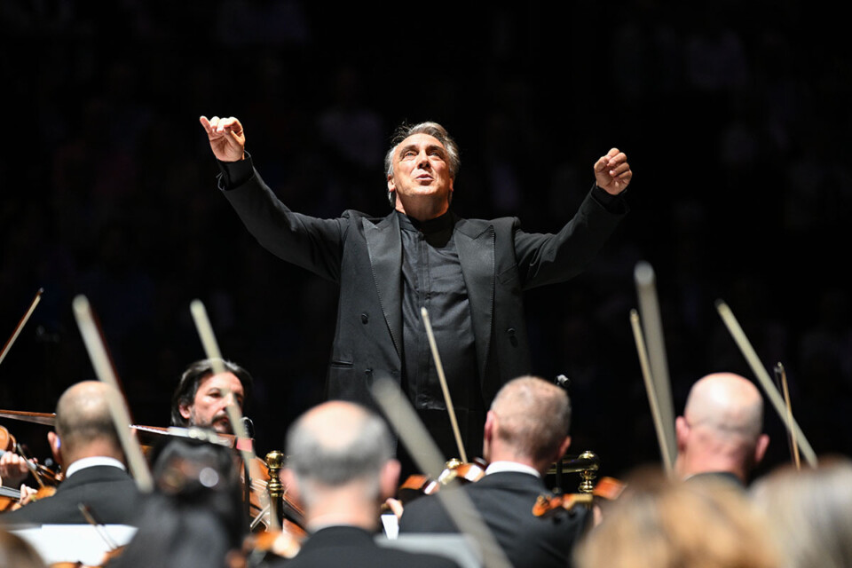 2025 europe tour proms 1 1200x800