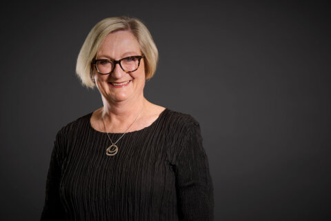 2025 lorraine hook 1200x800