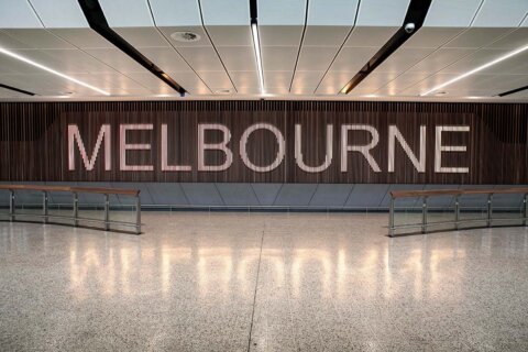 Melbourne airport 1200x800